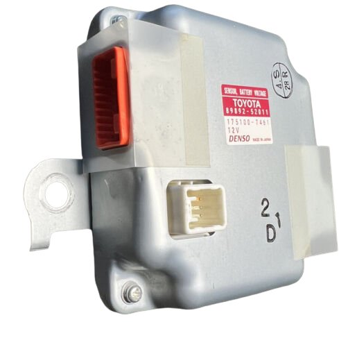 12-16 Toyota Prius C HYBRID battery control module COMPUTER ECU ECM 89892 52011 - Image 3