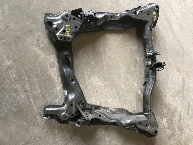 2004-2009 Nissan Quest Front Suspension Subframe Crossmember/K-Frame 5 Speed