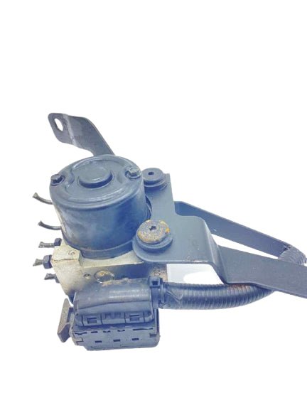 2005-2006 Hyundai Tiburon Anti-Lock Brake Assembly OEM 58920-2C600 - Image 2