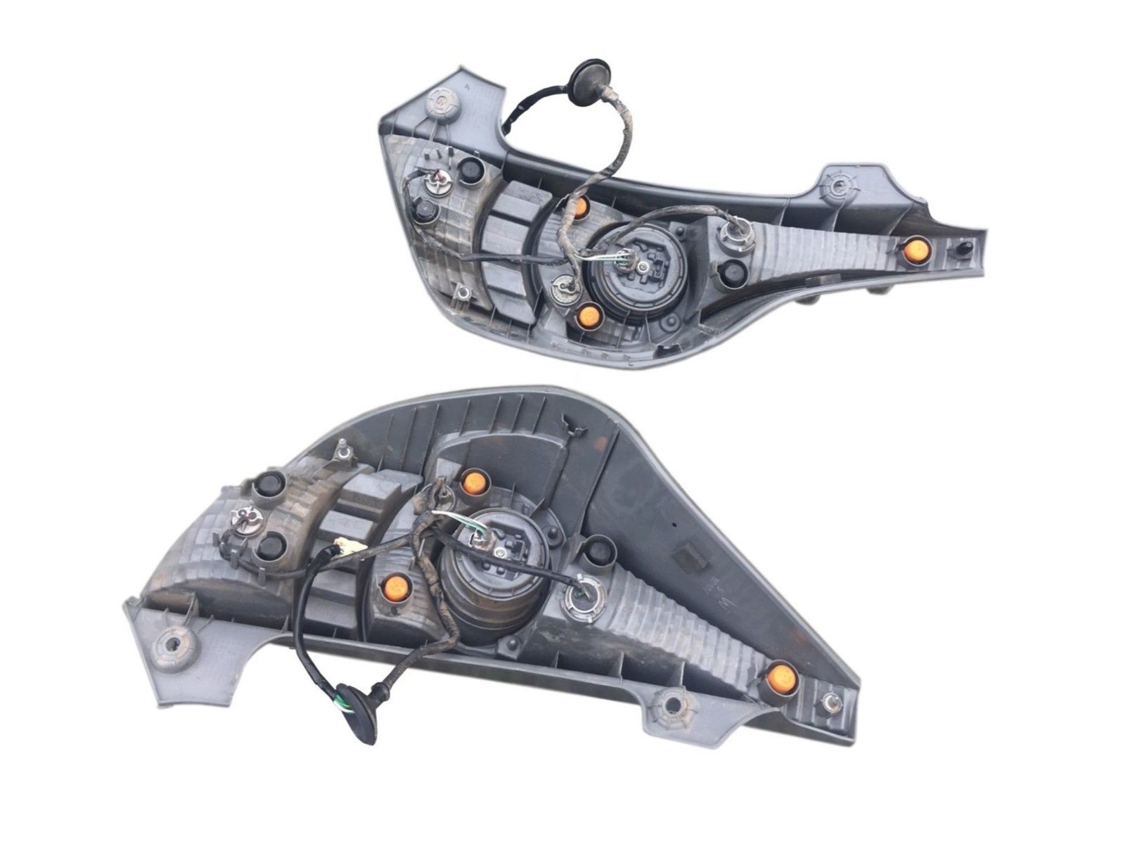 2012-2014 TOYOTA PRIUS C NHP10 Hybrid SET of Taillights Driver & Passenger PAIR - Image 4