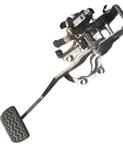2012-2016 TOYOTA PRIUS C NHP10 5-Door Hatch Brake Pedal with Sensor 89510-33030