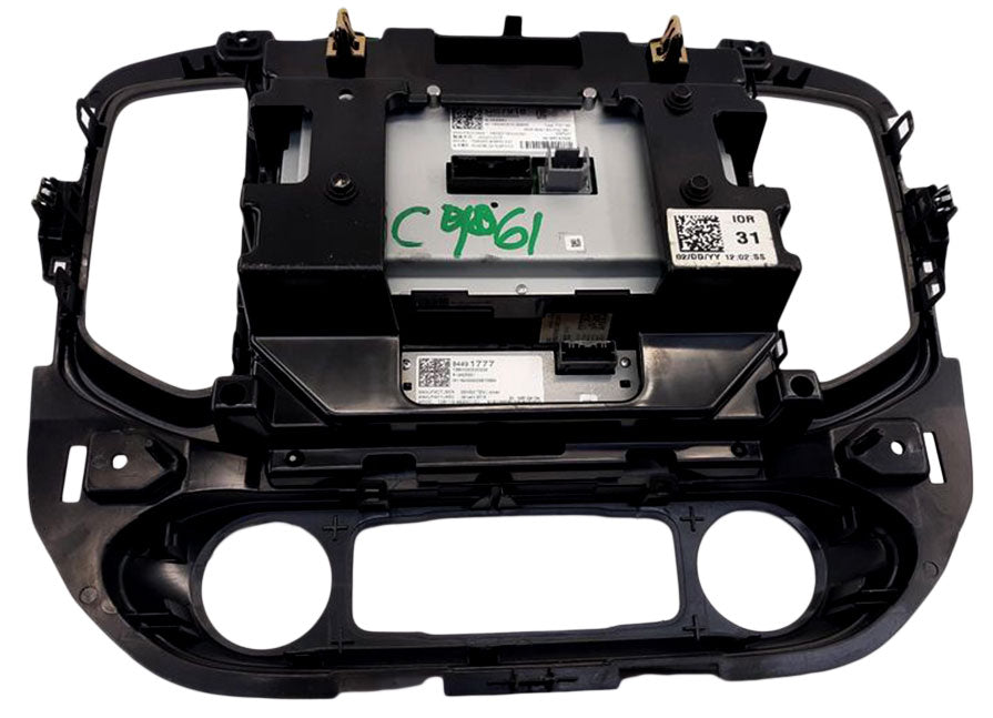 2016-2018 Chevy Colorado OEM Touch Screen Radio Navigation Display - Image 2