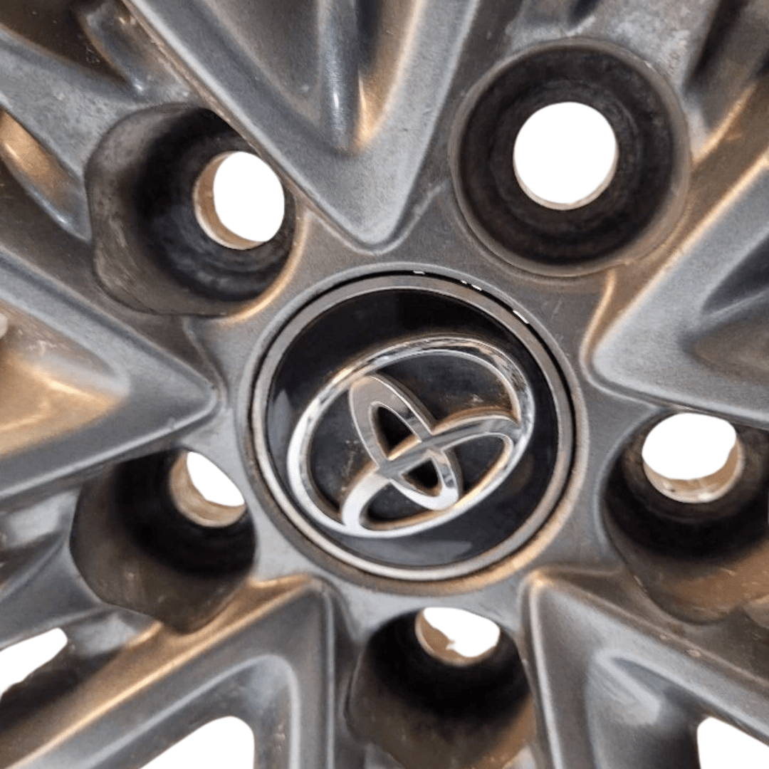 2017 TOYOTA CAMRY Wheel 17x7 Alloy 15 Spoke - Image 2