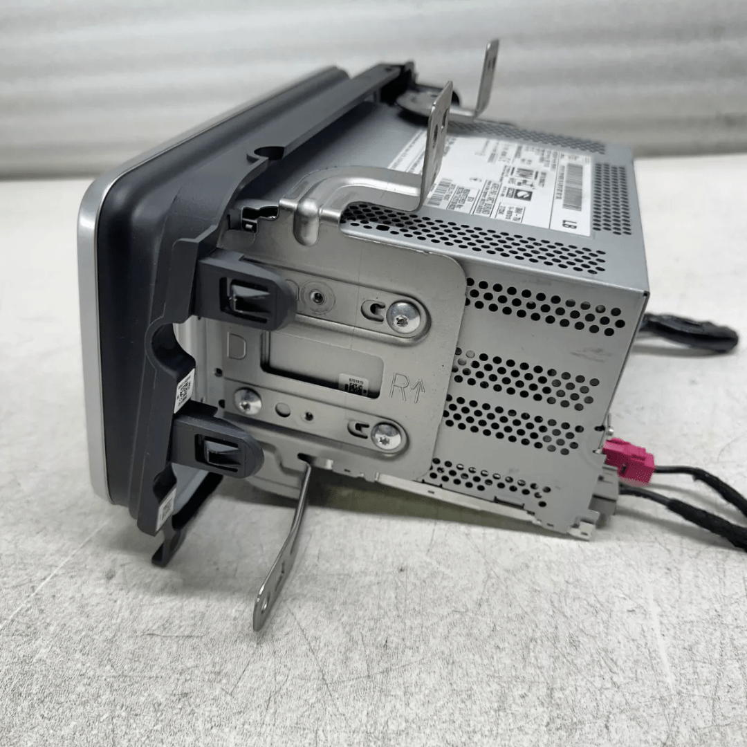 2018 - 2023 Nissan Kicks Versa OEM Display Multi Media Bluetooth Radio Receiver - Image 7
