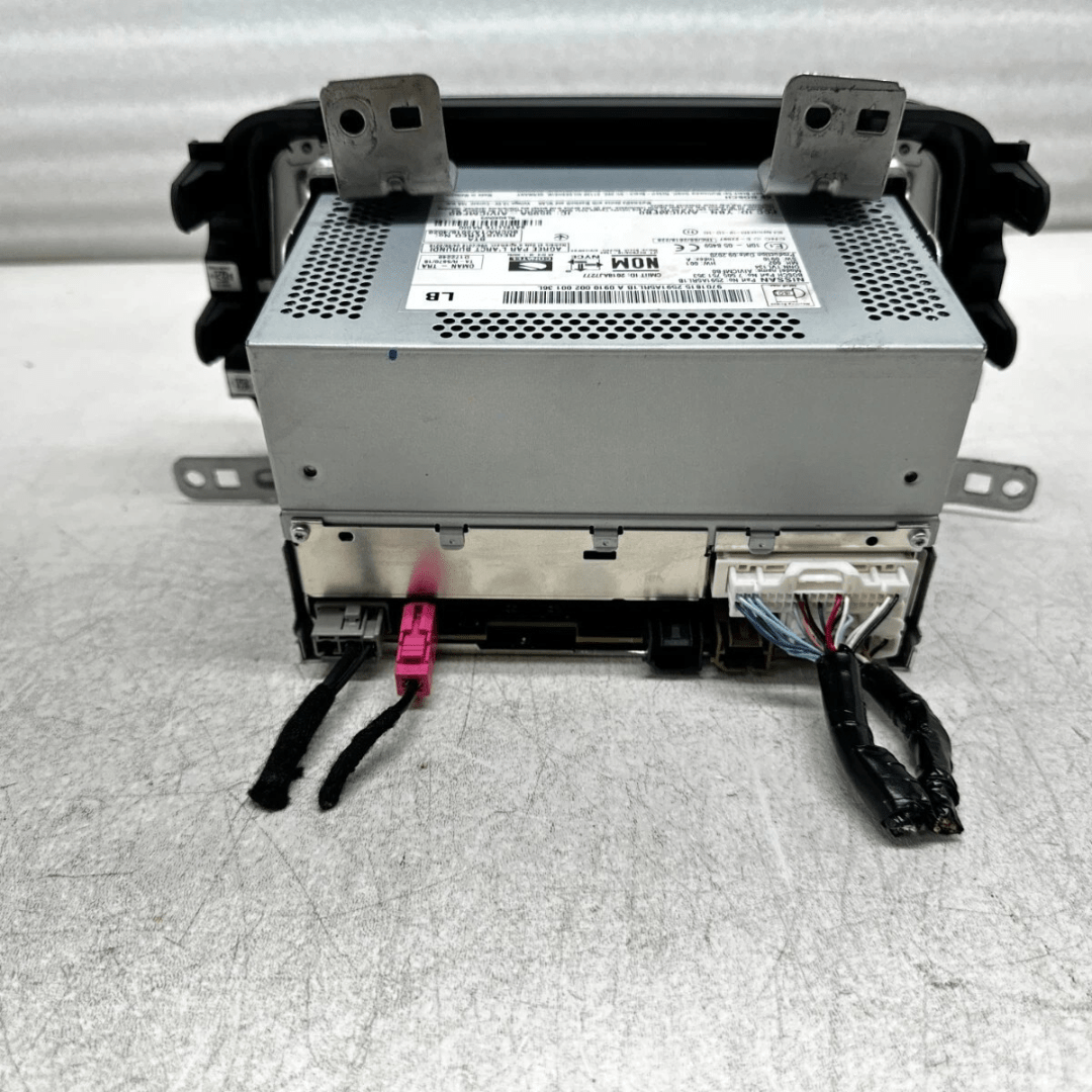 2018 - 2023 Nissan Kicks Versa OEM Display Multi Media Bluetooth Radio Receiver - Image 9
