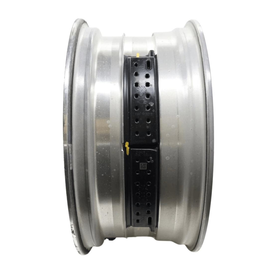 2022-2024 Acura Mdx Wheel Rim 20x9 used Oem 20x9 (alloy), 5 V spoke, machined and painted - Image 7