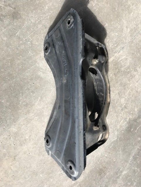 96-00 Toyota Rav 4 Rear/Back Crossmember Subframe Suspension Cradle Axle Sub Frame - Image 2
