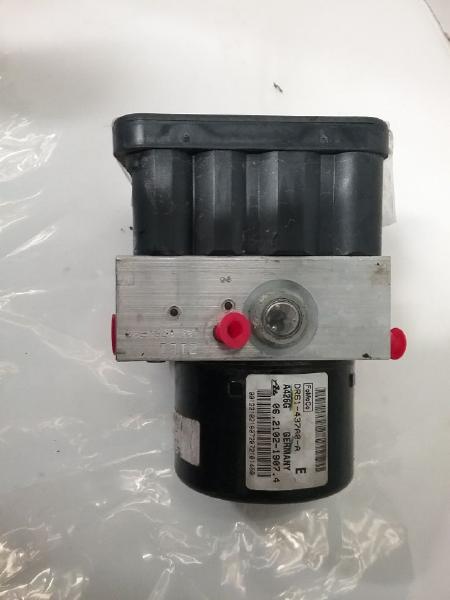 2011-2014 Mazda 2 ABS Anti-Lock Brake Pump Assembly OEM - view 2